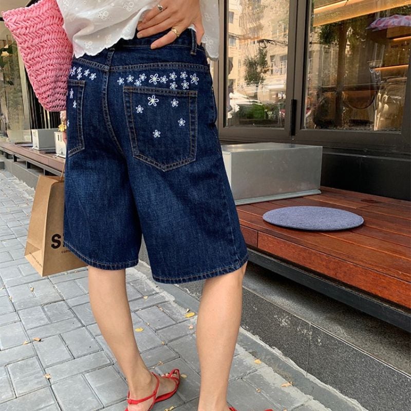 Daisy embroidered denim shorts 00472