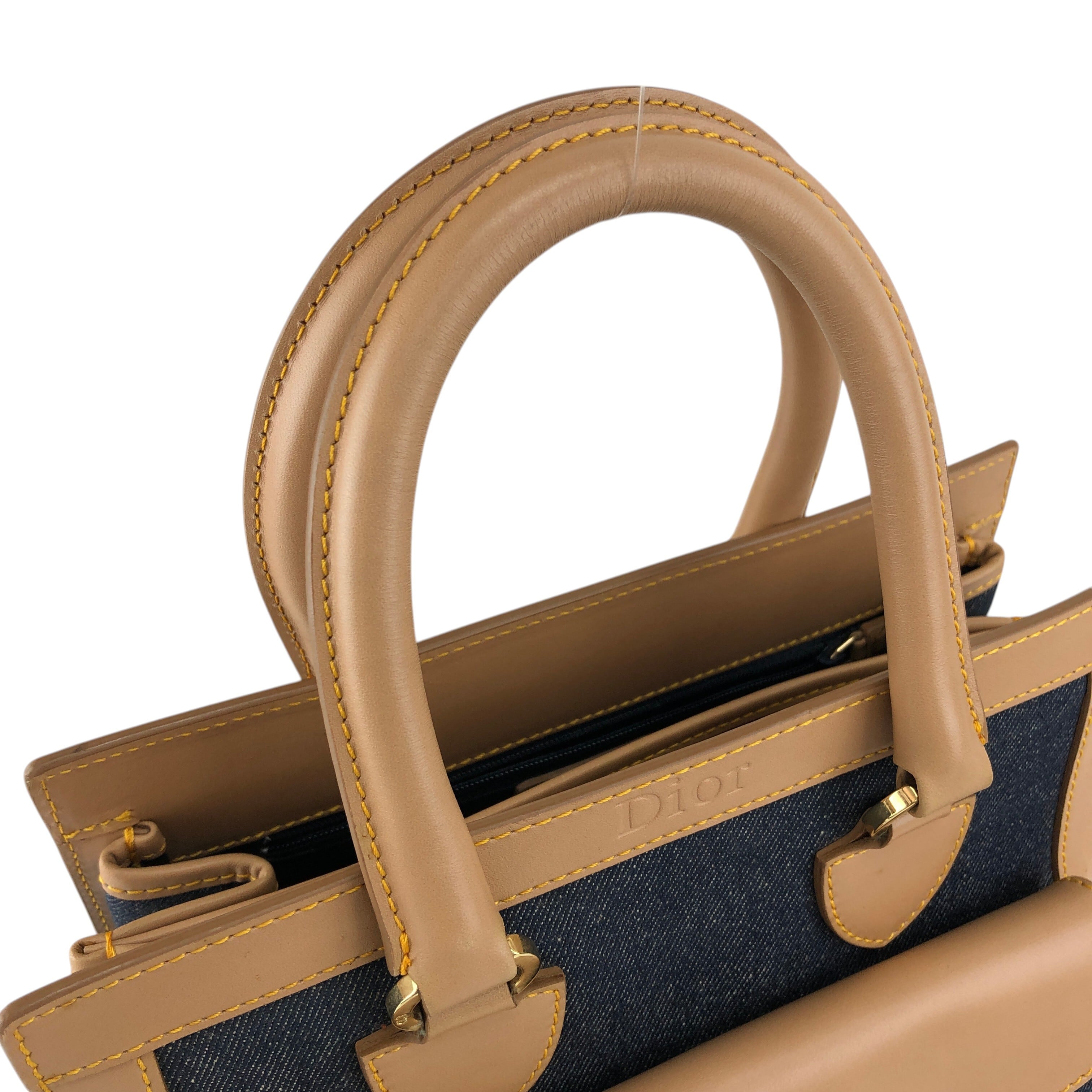 Christian Diorヴィンテージレザーハンドバッグ　ベージュ Christian Dior クリスチャン ディオール ハンドバッグ ベージュ