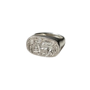 vintage silver intaglio ring “Ancient Motif”