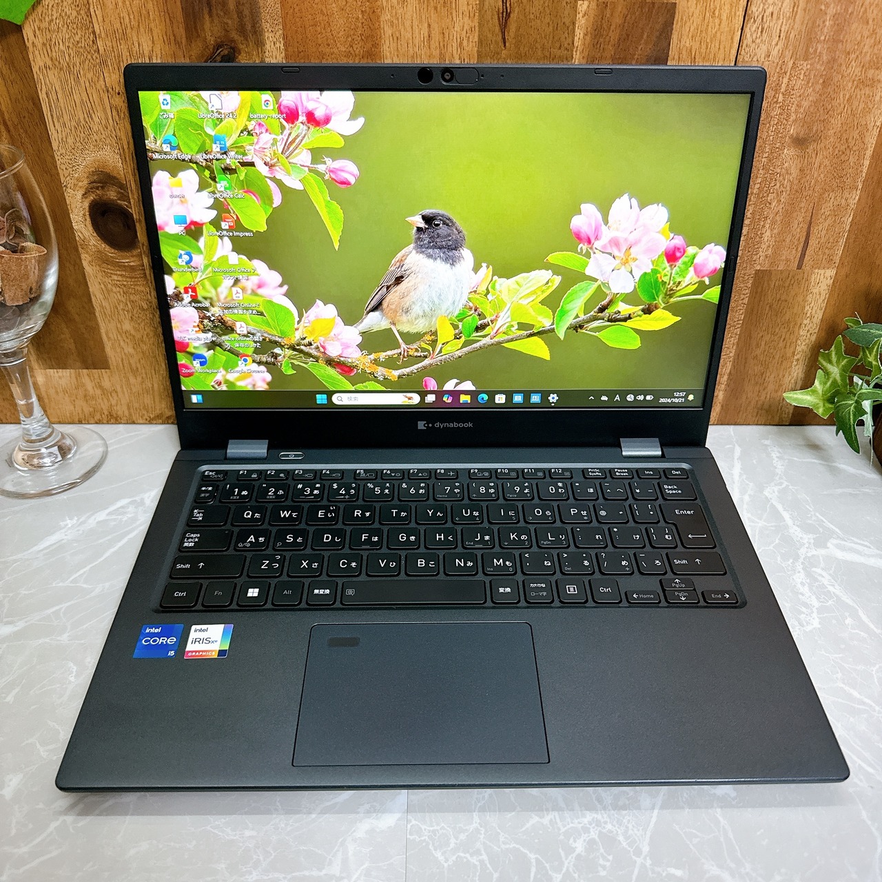【美品 2022年式】 Dynabook G83/KW / 第12世代 Core i5-1235U / メモリ16GB / SSD256GB
