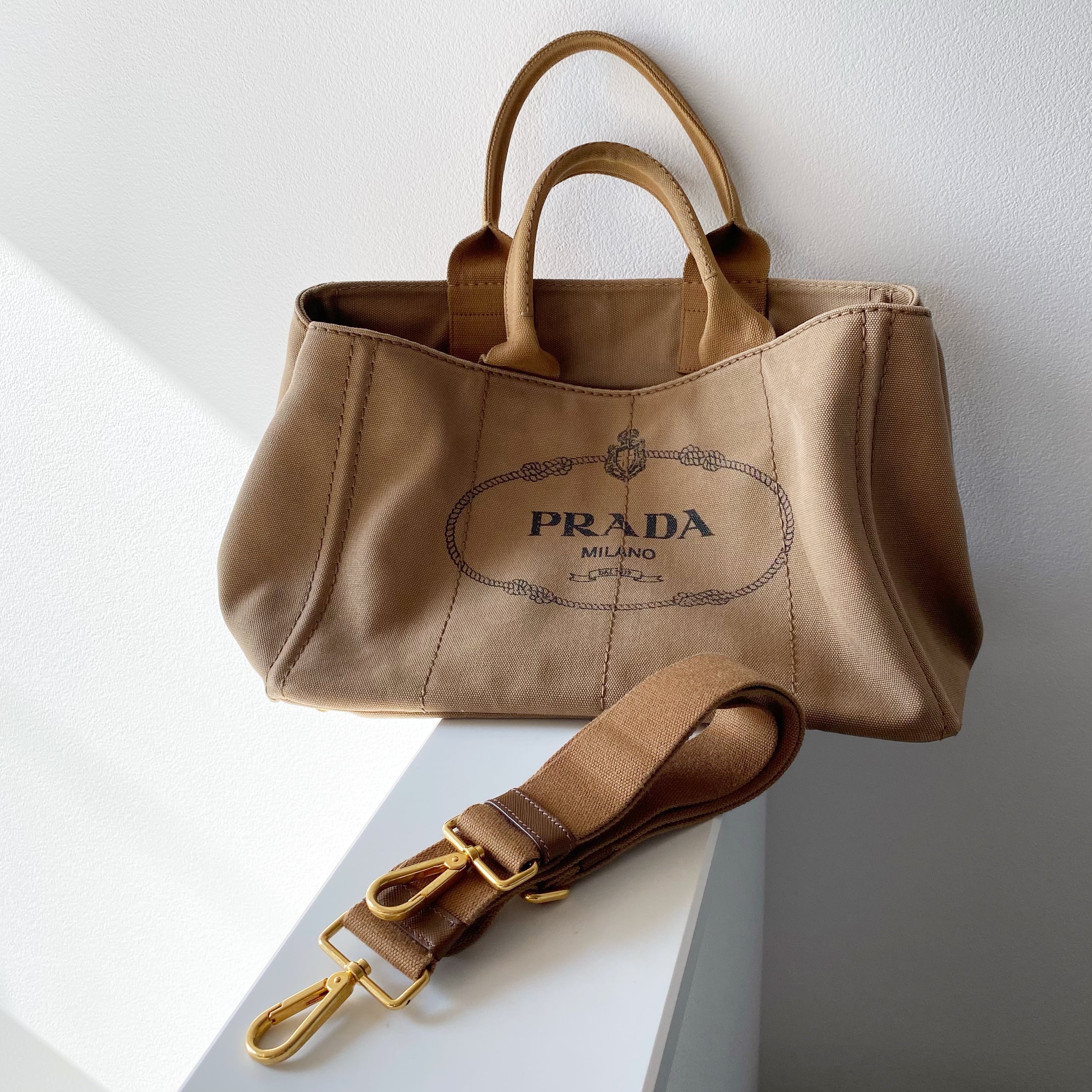 【期間限定】【値下げ】PRADA プラダ カナパ