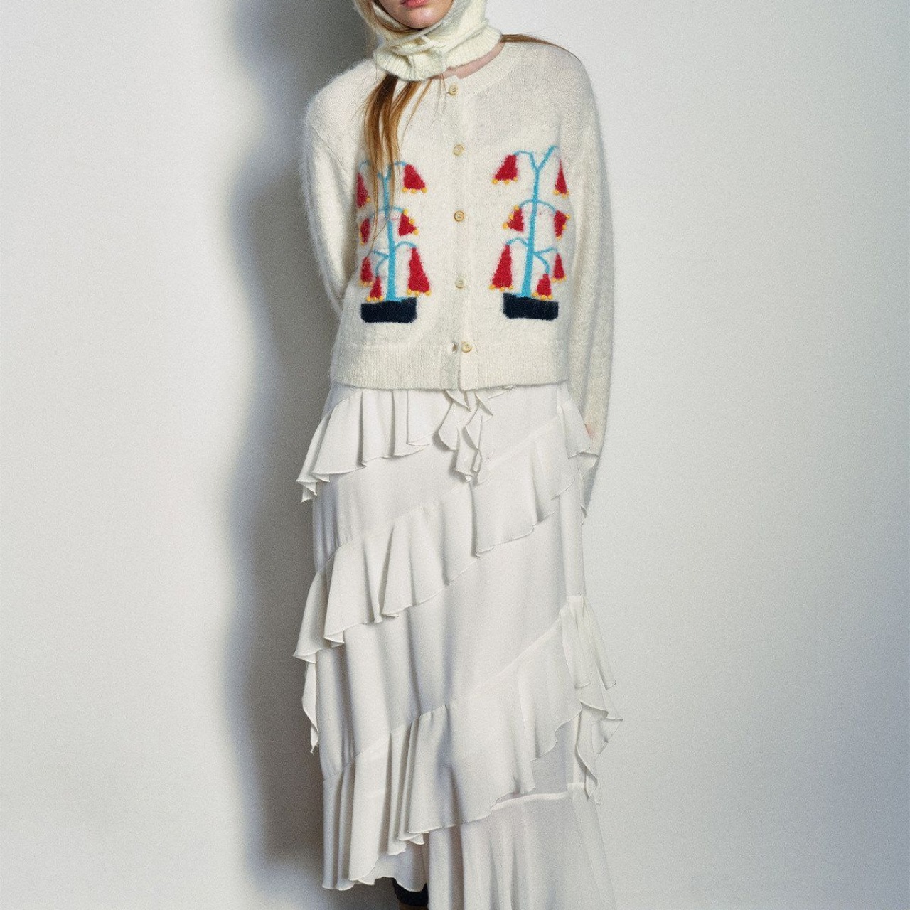 Dedigned knit Cardigan T4117