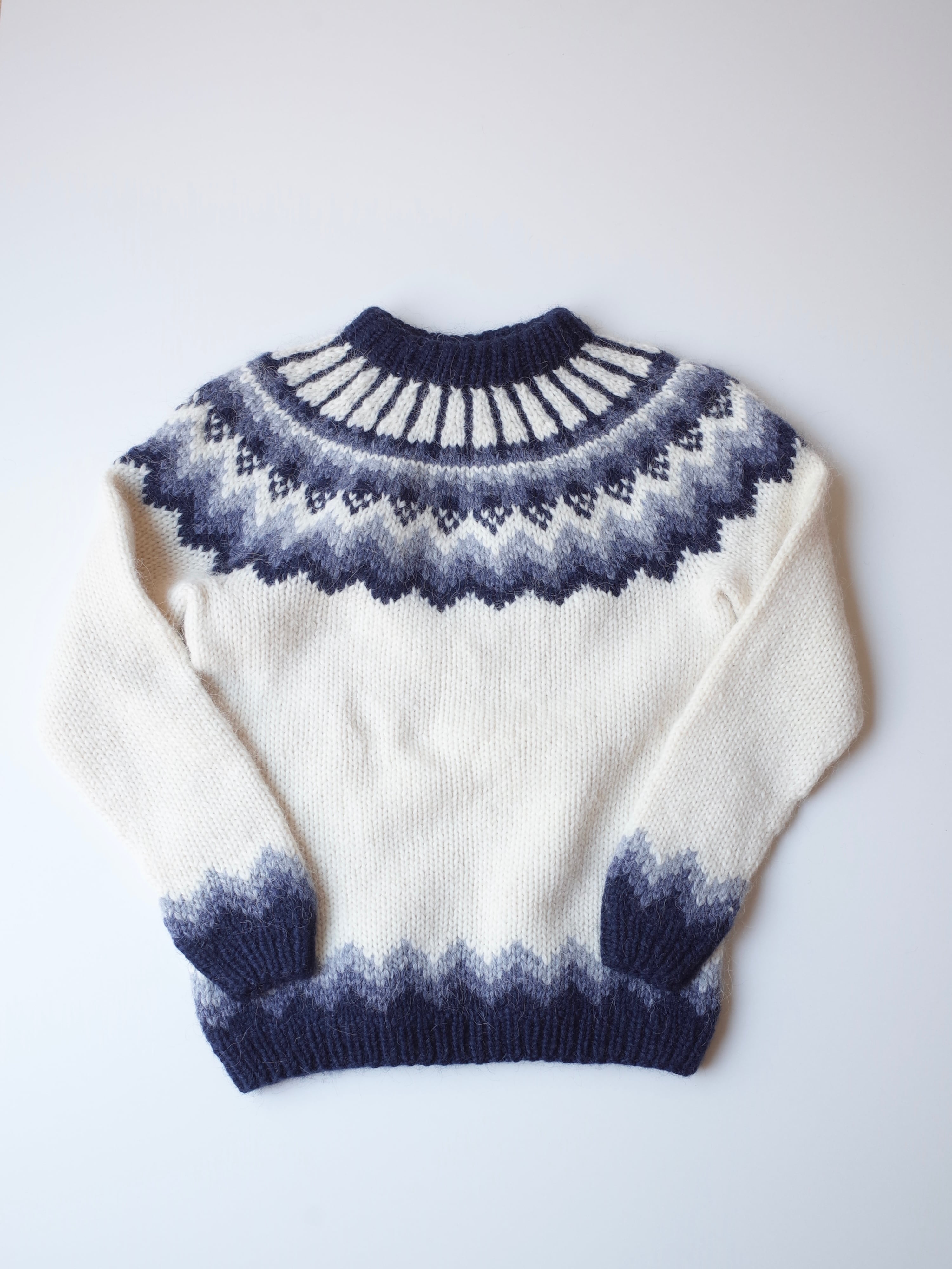 Fair isle hand knit sweater "white"