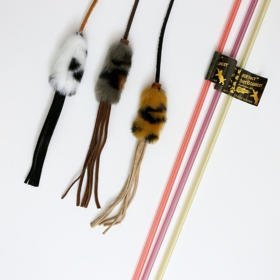 ねこじゃらし　1本 レザーバウンサー／1本】猫じゃらし,レザー素材でワイルドに遊んでも