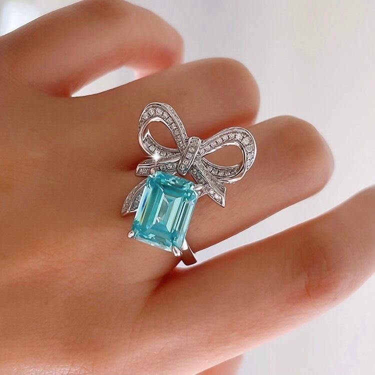 リボン 人工アクアマリン エメラルドカット 長方形 高炭素ダイヤモンド