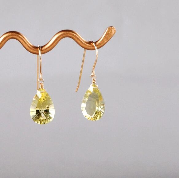 14kgf/大粒レモンクォーツコンケーブカット一粒ピアス