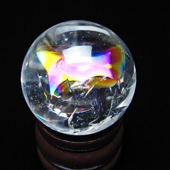 アイリスクォーツ 水晶玉 虹入り 27mm 水晶 丸玉 スフィア 置物 原石 一点物 141-8680