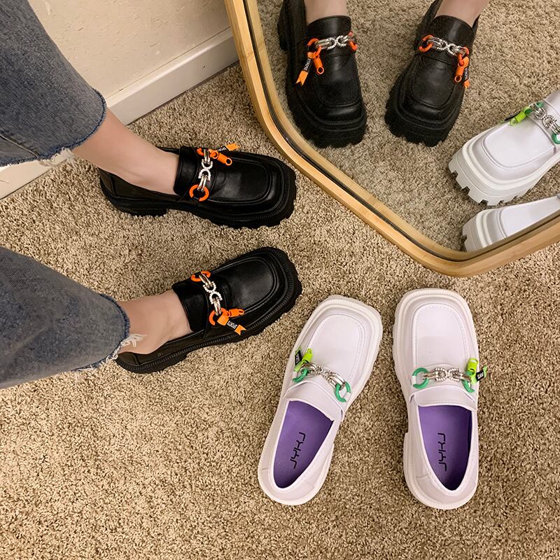 シングルサマースタイルレッドレザー 靴 シューズ 夏物 スクウェア 部族の婦人靴92335470923