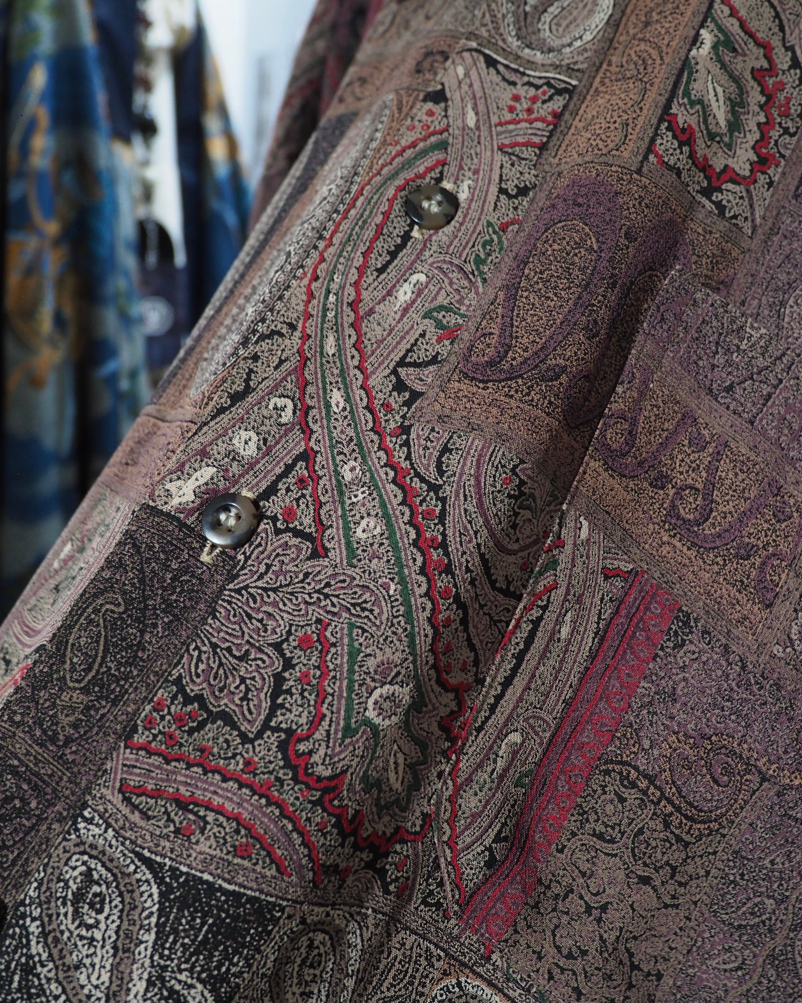1990s Beautiful Classic Paisley pattern vintage loose SS shirt