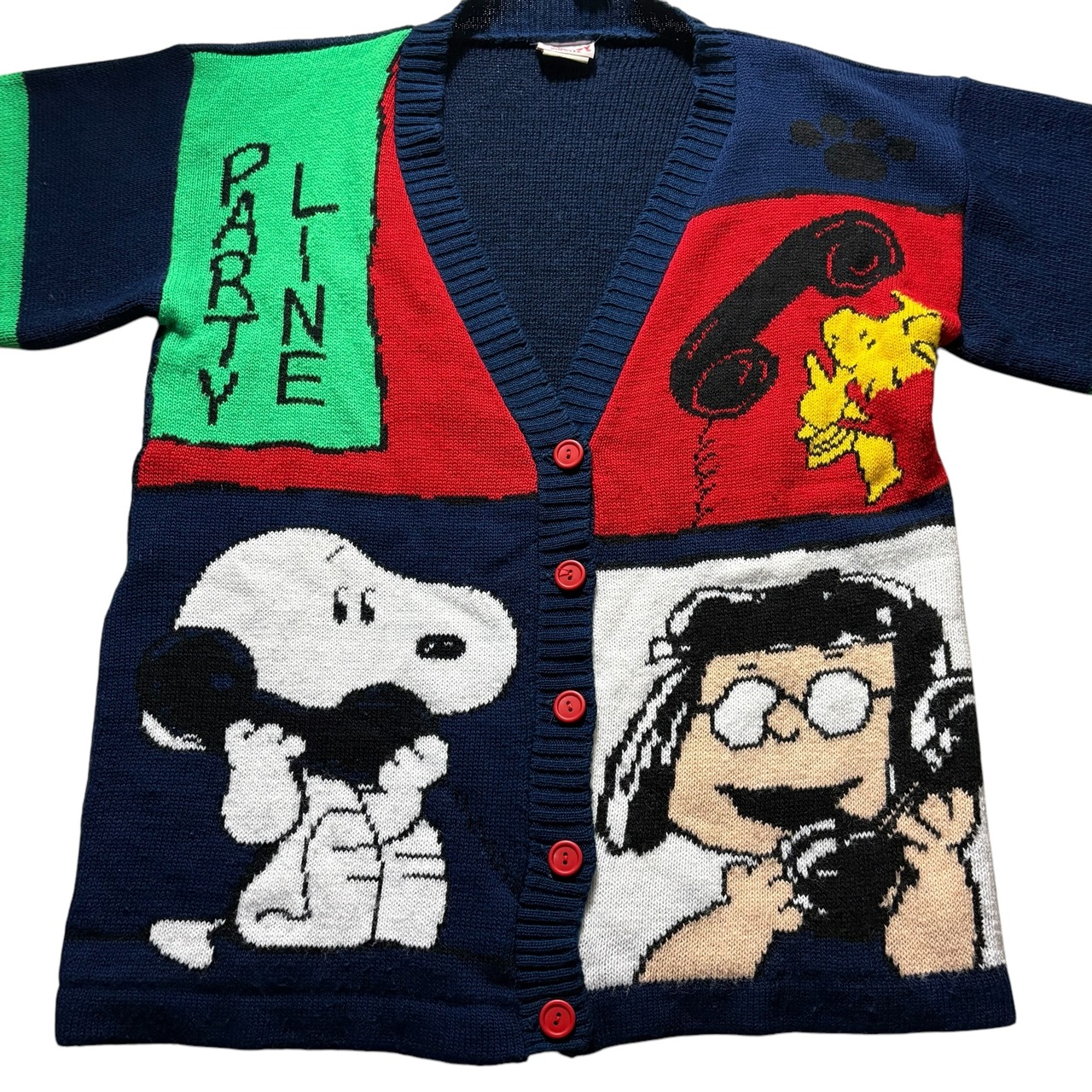vintage 1990’s SNOOPY acrylic cardigan