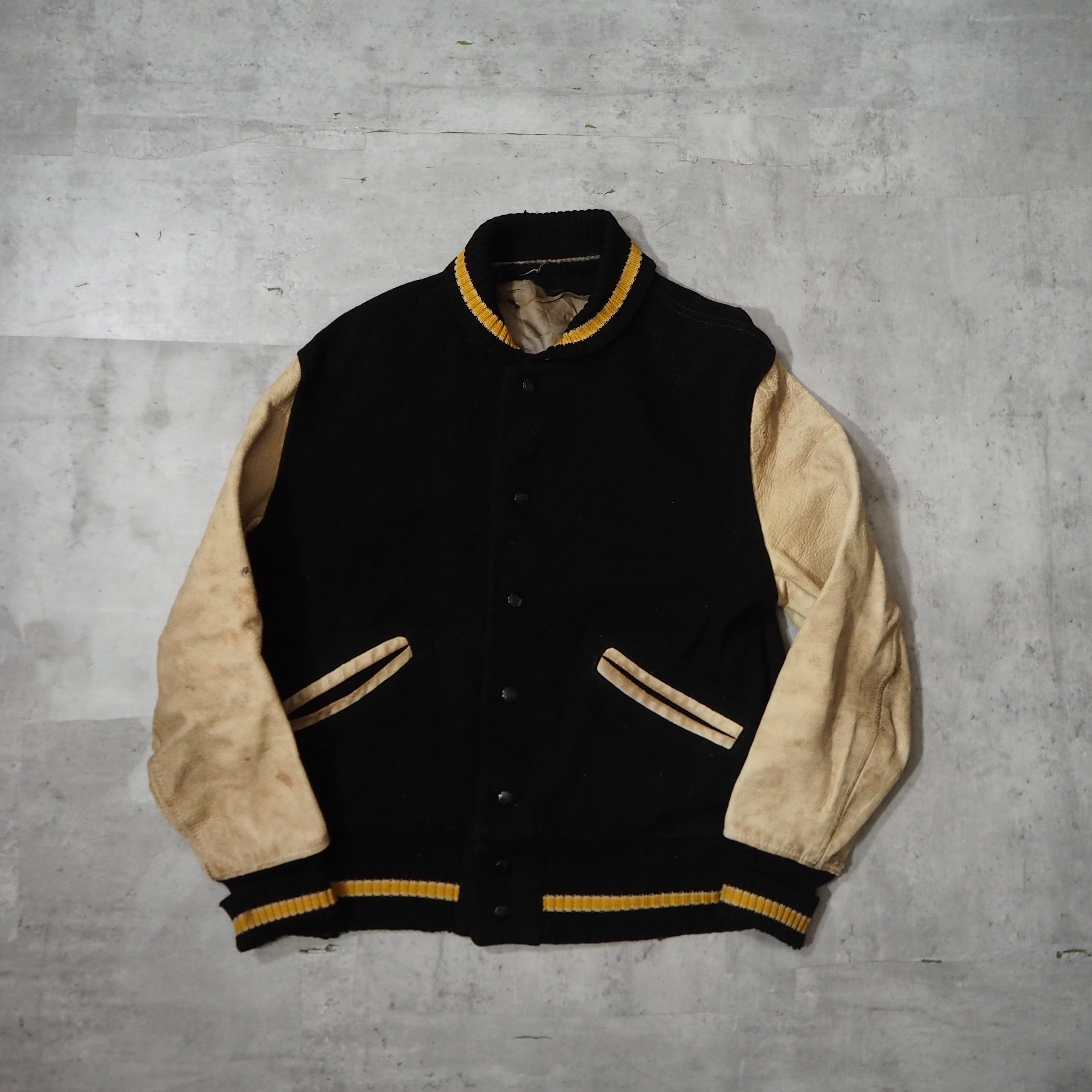 60s “HL WHITING” black × yellow stadium jamper boro 60年代 スタジアムジャンパー スタジャン  ブラック イエロー ヴィンテージ vintage ボロ 雰囲気系