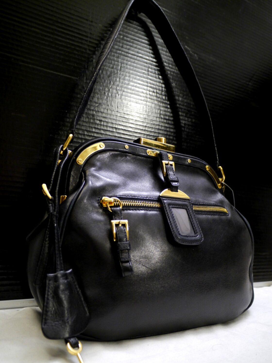 レア◇PRADA プラダ がま口デザイン ナッパレザー ワンショルダー 