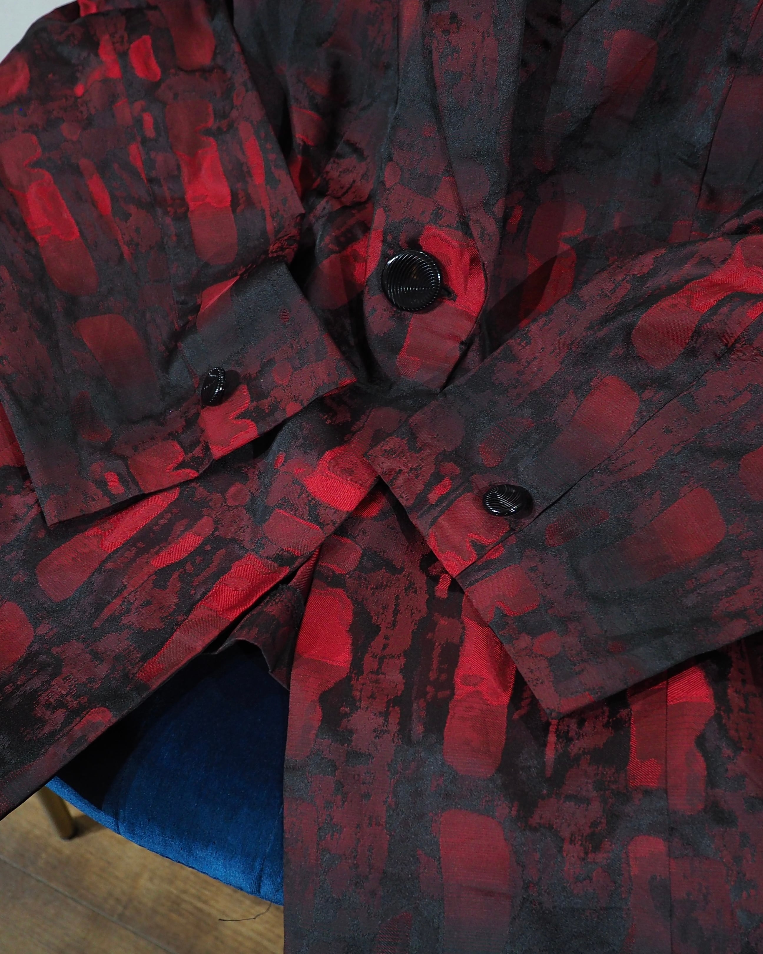 " 深紅 " Scale Embossed pattern Vintage loose Easy Tailored jacket