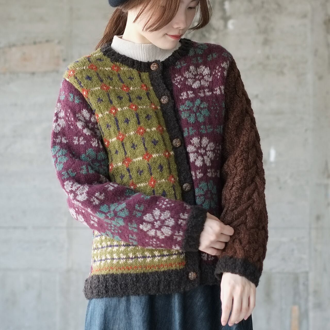 【2025再販】大人レトロな手編みカーデ◎クレイジーパターンニットカーディガン(23w-10)マルーン