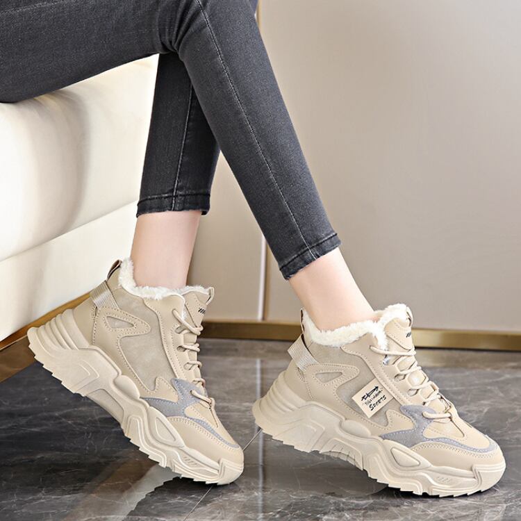 韓国風ふわもこスニーカー|裏起毛×厚底でスタイルアップ A10009