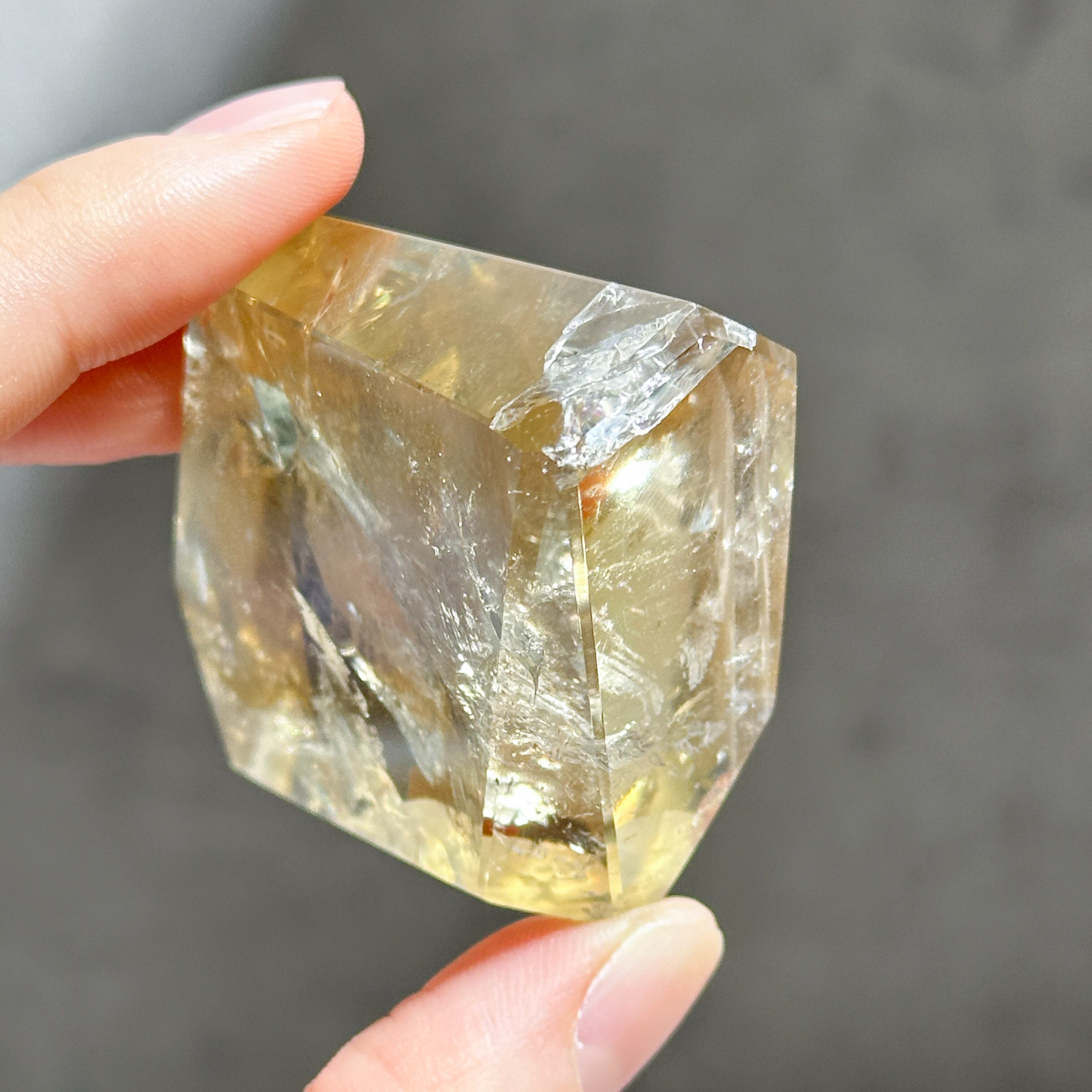 シトリン（黄水晶） フリーフォーム22◇ Citrine ◇ 天然石・鉱物