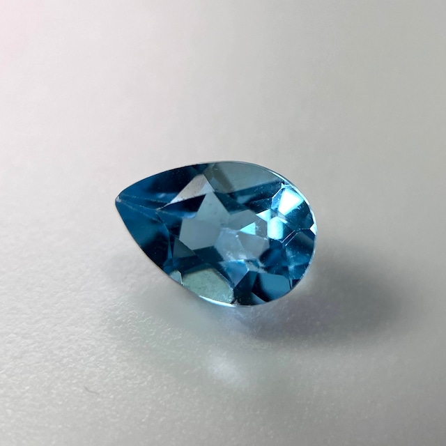 ⁂天然⁂　◇サンタマリアアクアマリン◇　ブラジル産　0.52ct