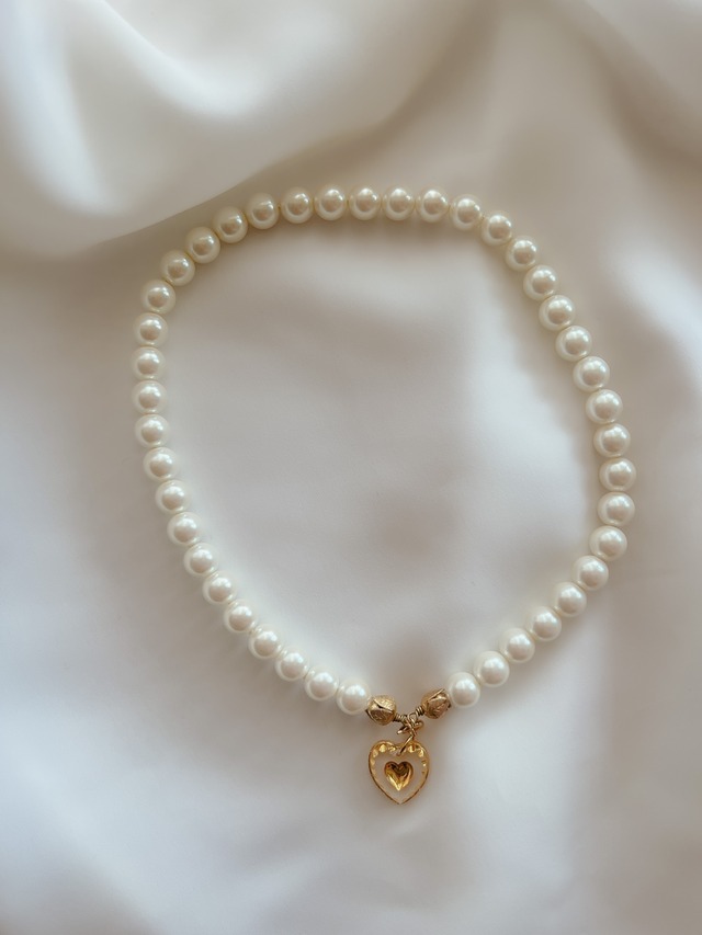 Vintage glass pearl Heart