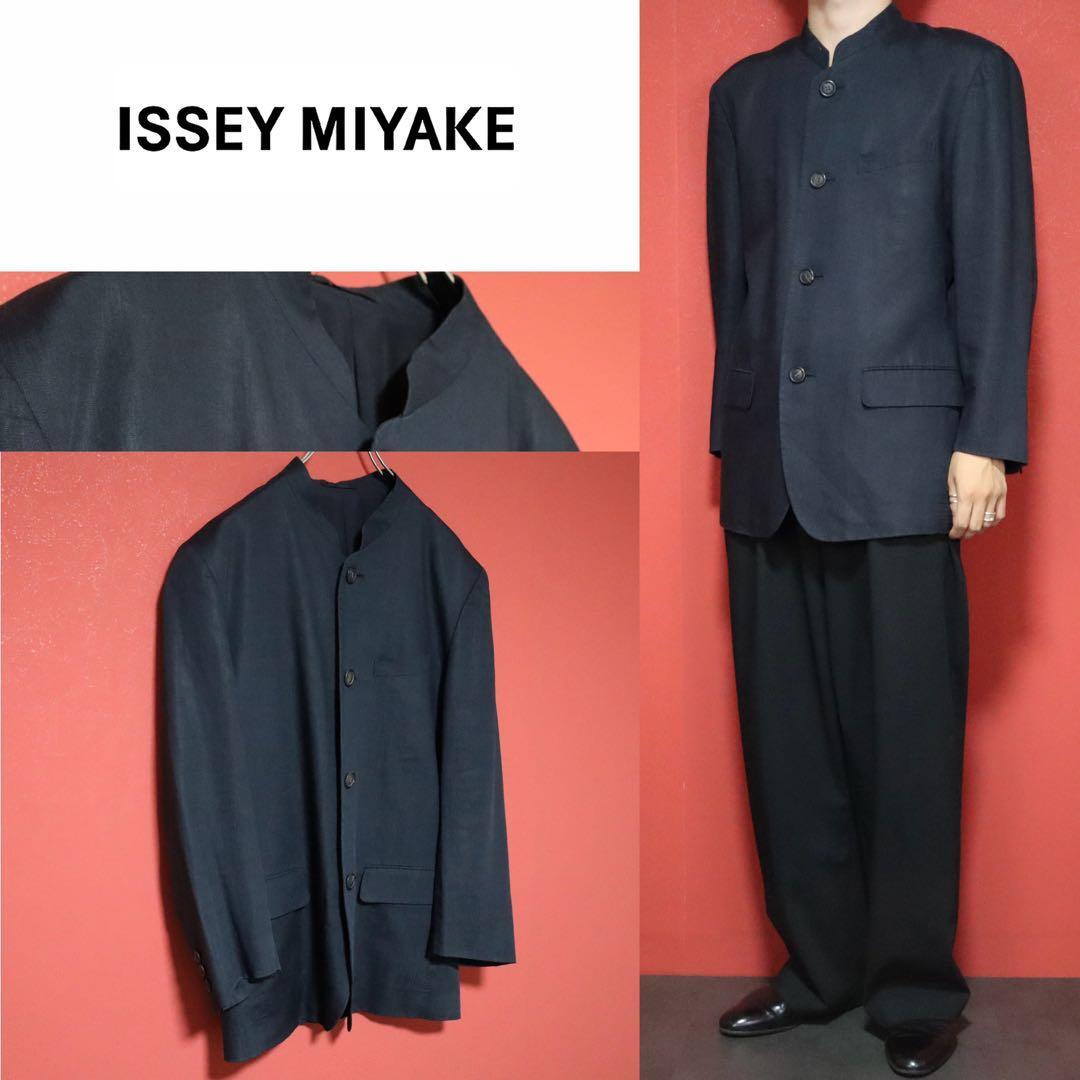 ISSEY MIYAKE