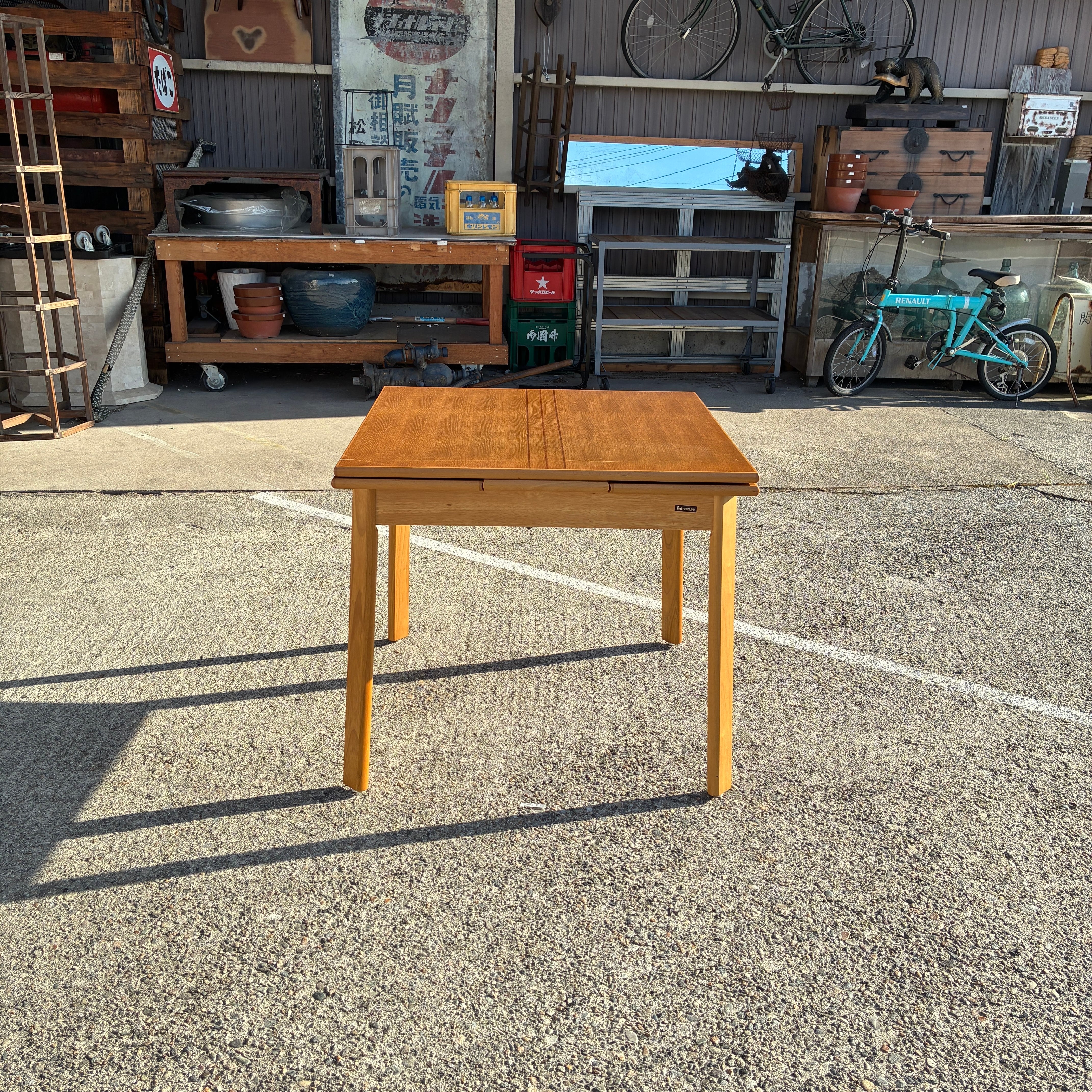 つい伸ばしたくなるKOIZUMIのエクステンションテーブル | ROKA STYLE