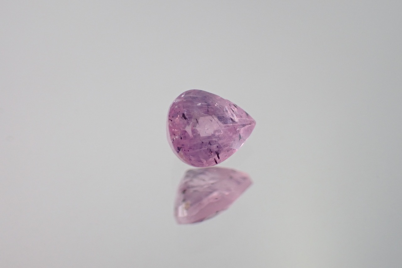 ピンクサファイア　0.81ct　[D10‐8]