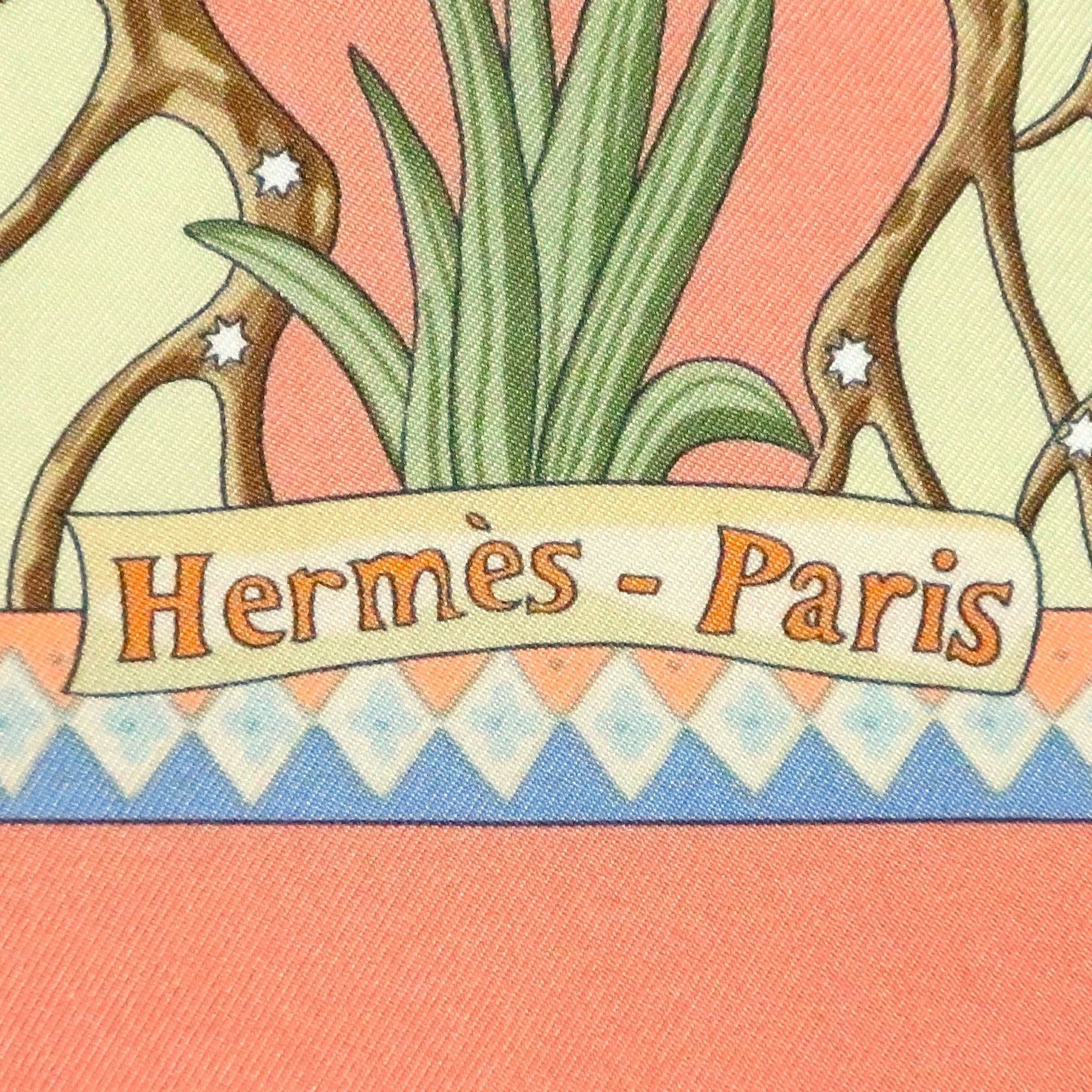 エルメス HERMES/スカーフ カレ90 世界の中心軸 Axis Mundi 植物 動物