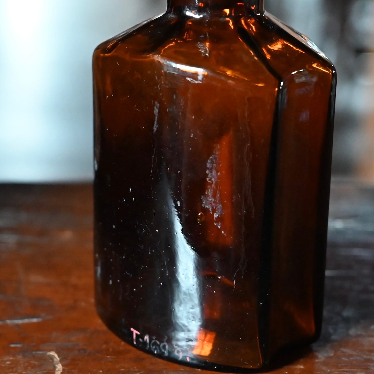 Medicine Bottle / メディシン ボトル【D】〈薬瓶・ボトル・ブロカント