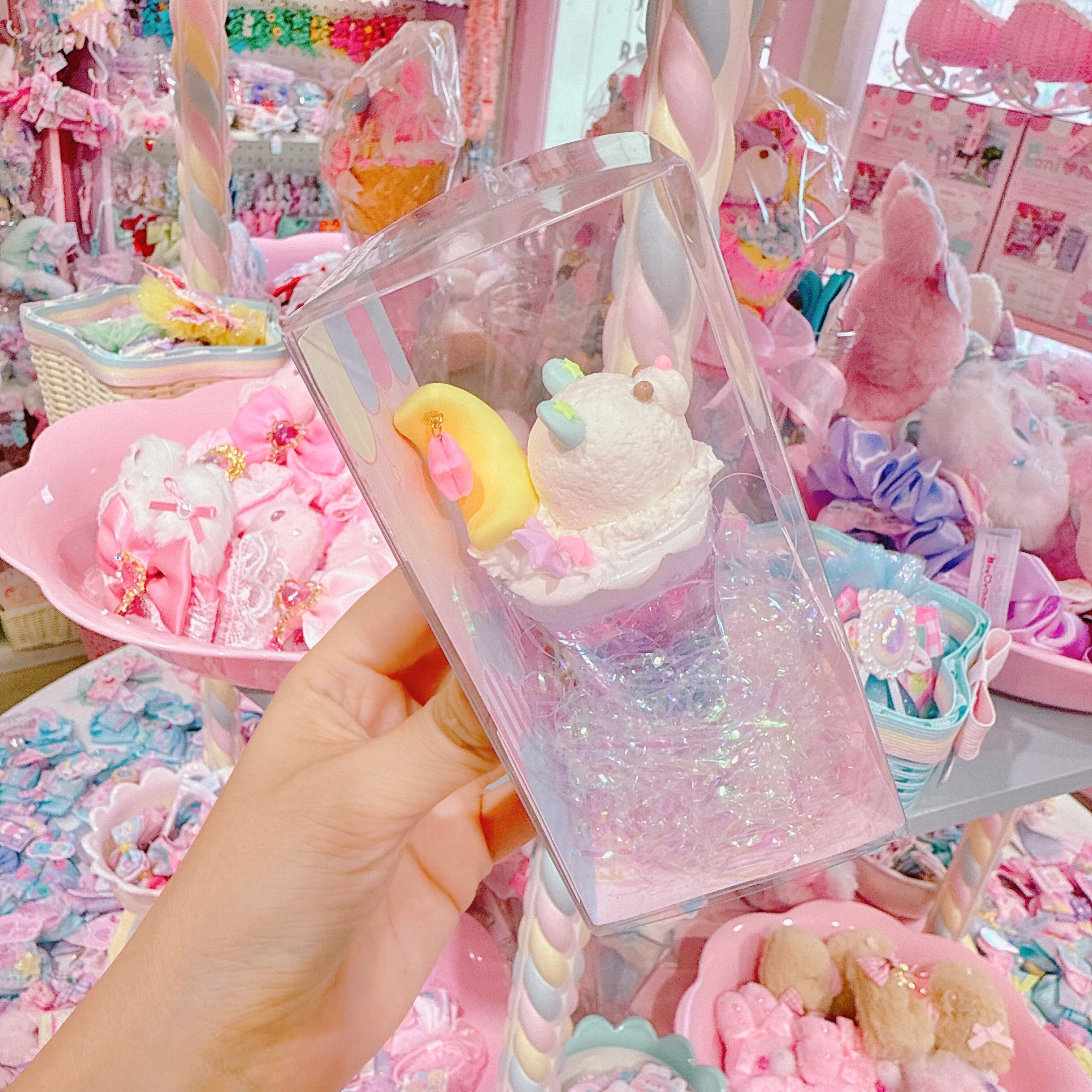 【H6】18-6白くまクリームソーダ