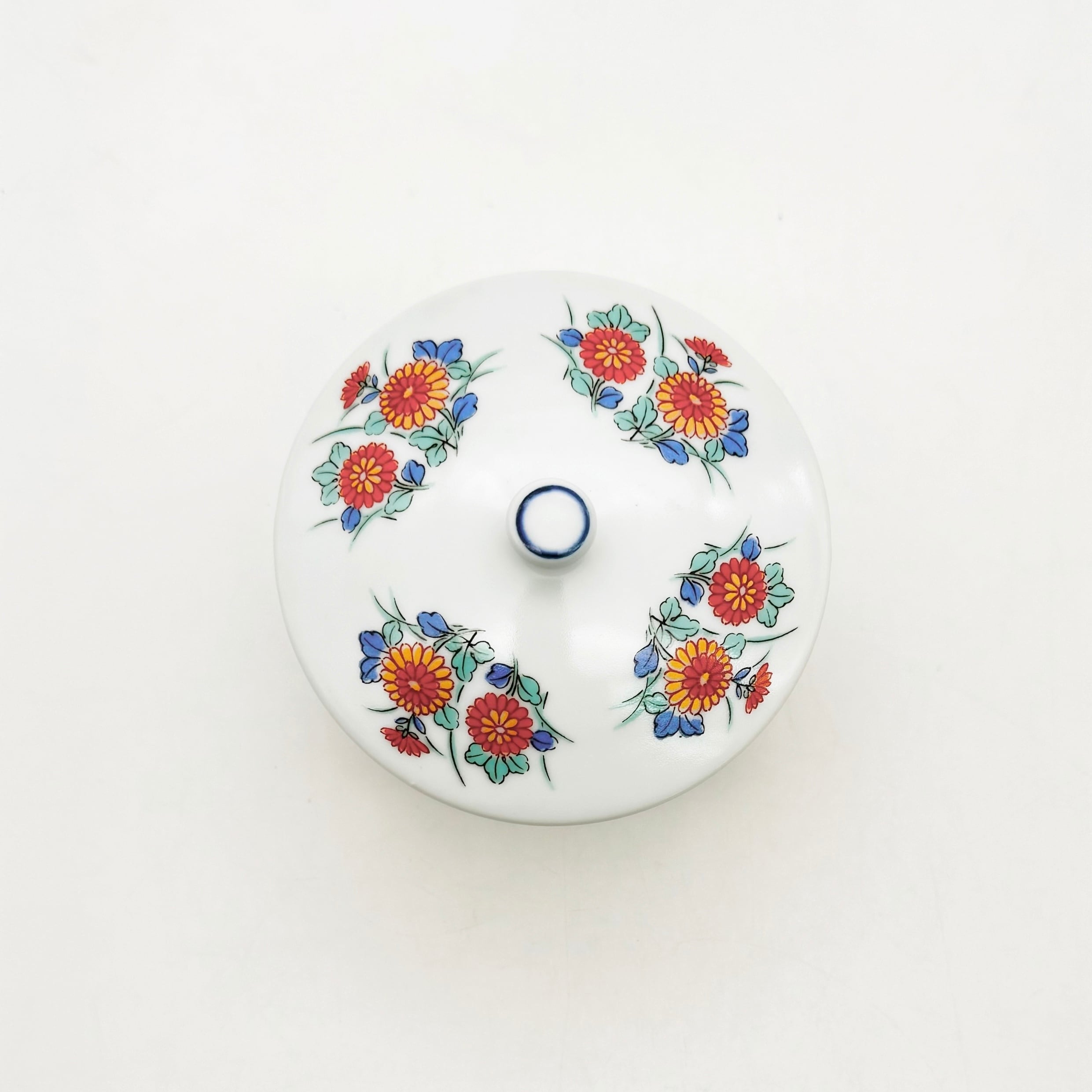 SALE】5個セット 菊絵 蓋付煎茶碗 S24 | 24to3［西富陶磁器オンライン