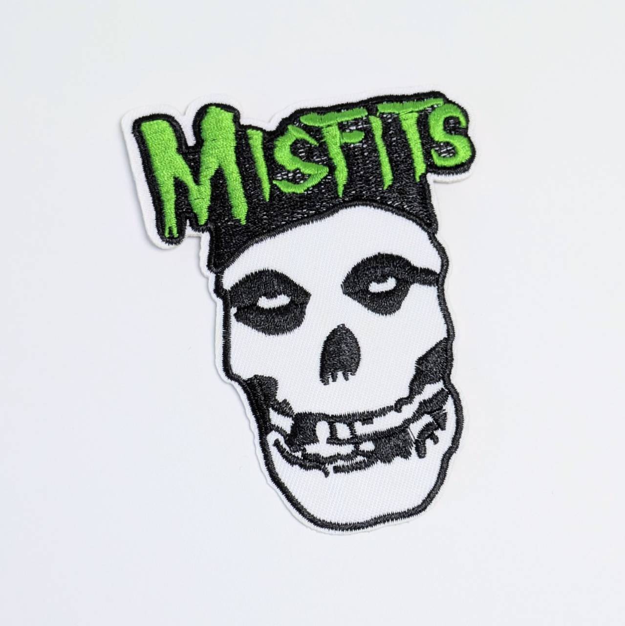 送料無料！ ★刺繍アイロンワッペン★【 The Misfits ( ミスフィッツ ) 】 〚アメリカン雑貨 アメトイ〛