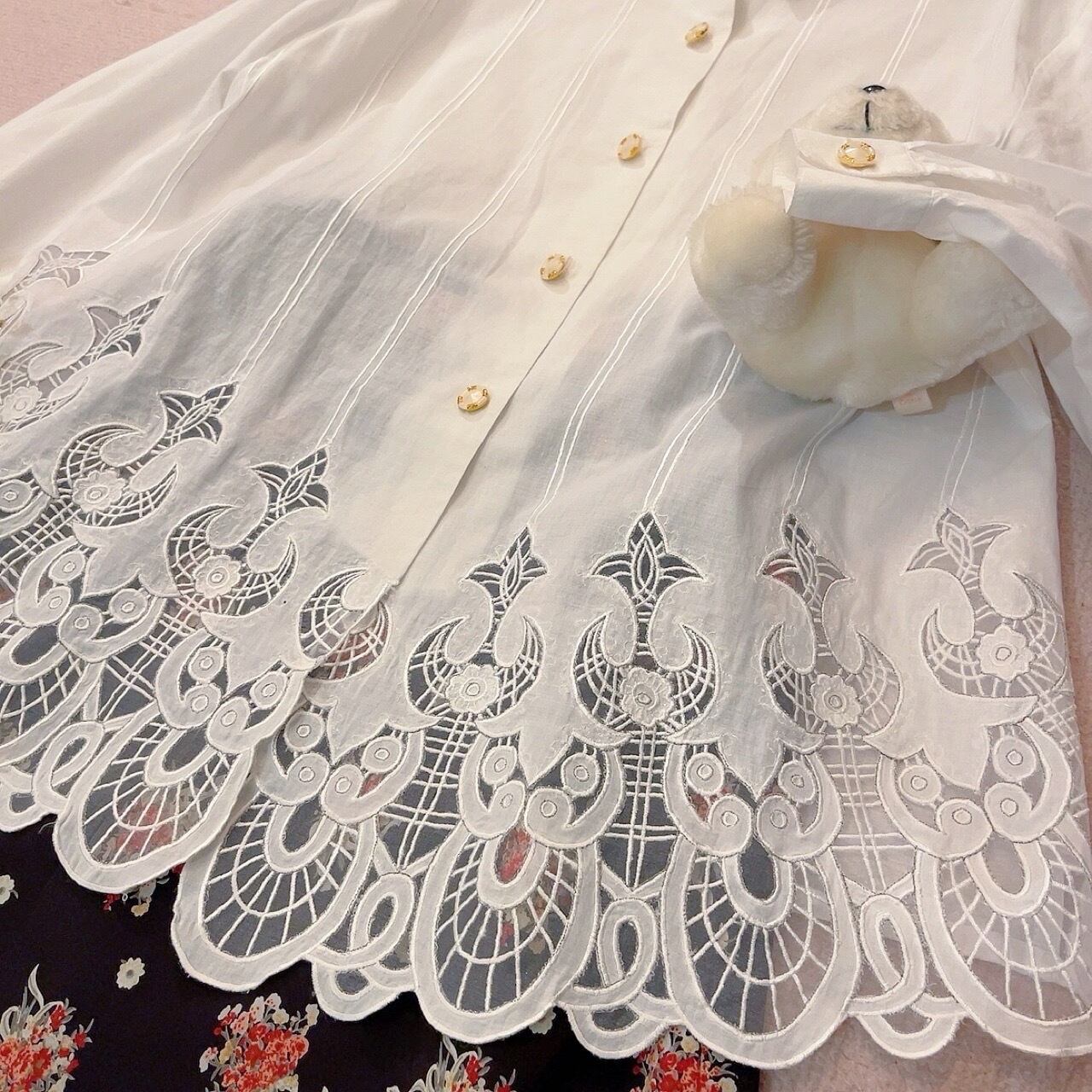 gold button hem lace blouse