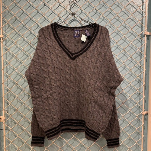 OLD GAP  -  cricket sweater