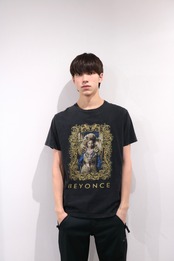 Beyoncé "The Mrs. Carter Show" t shirt