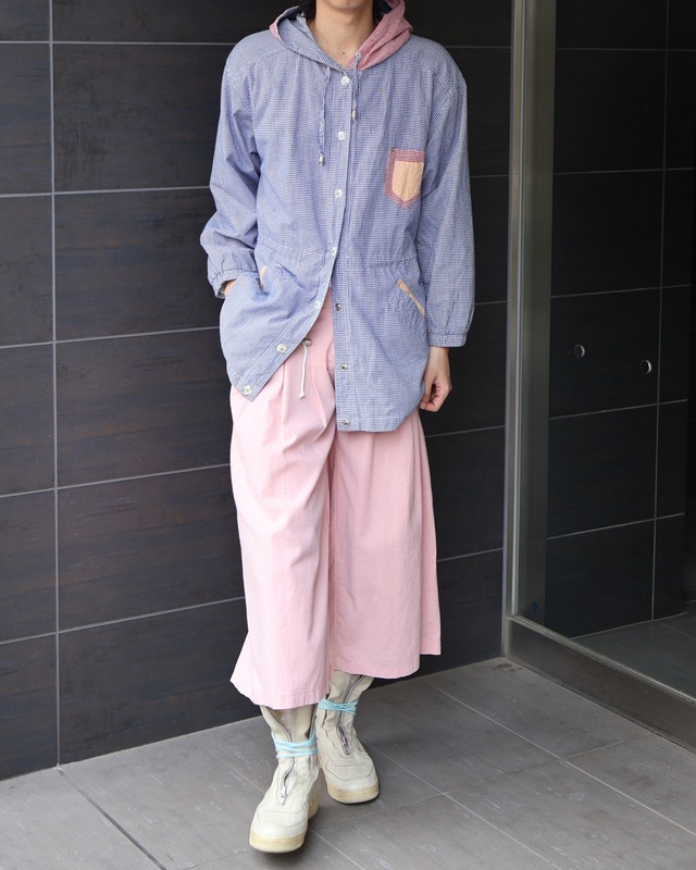 Colored cropped shorts