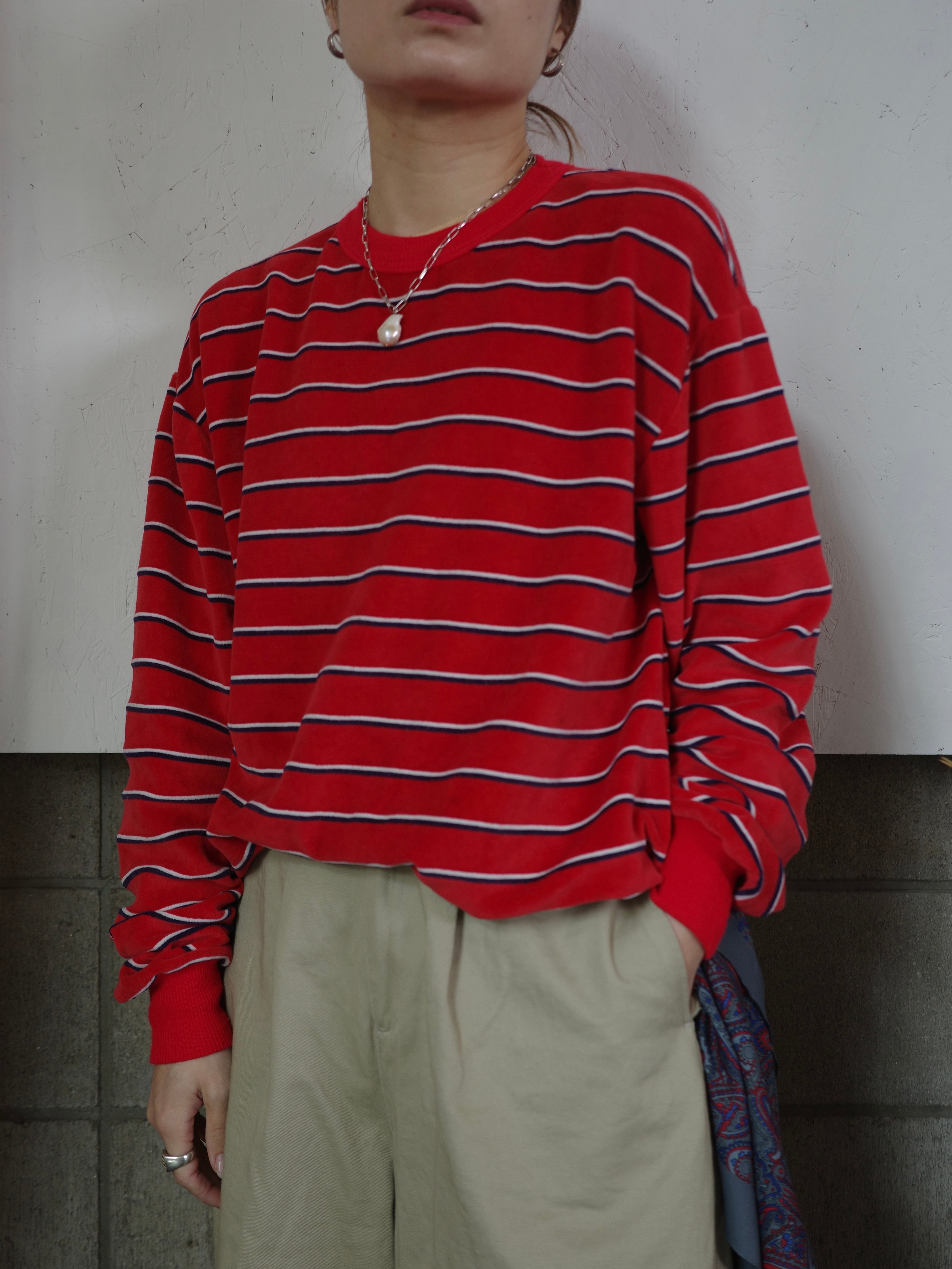 <vintage>red border pile tops