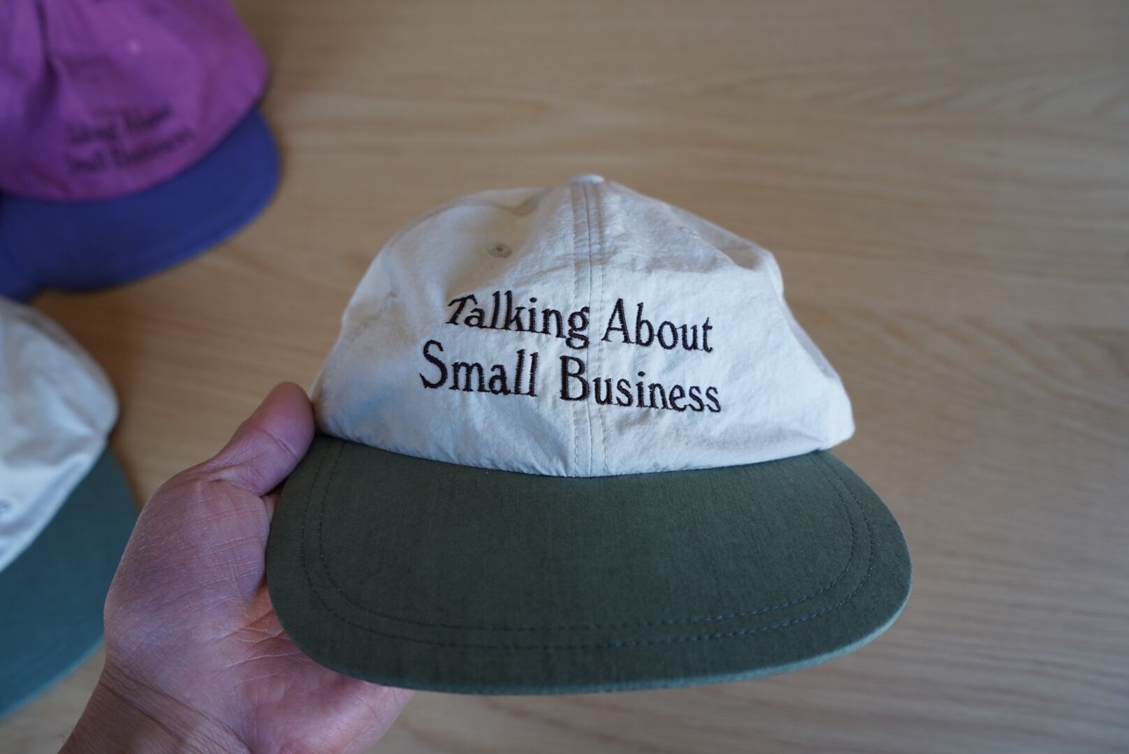 帽子 2-tacs Talking About Small Business Cap 2-tone Cap 