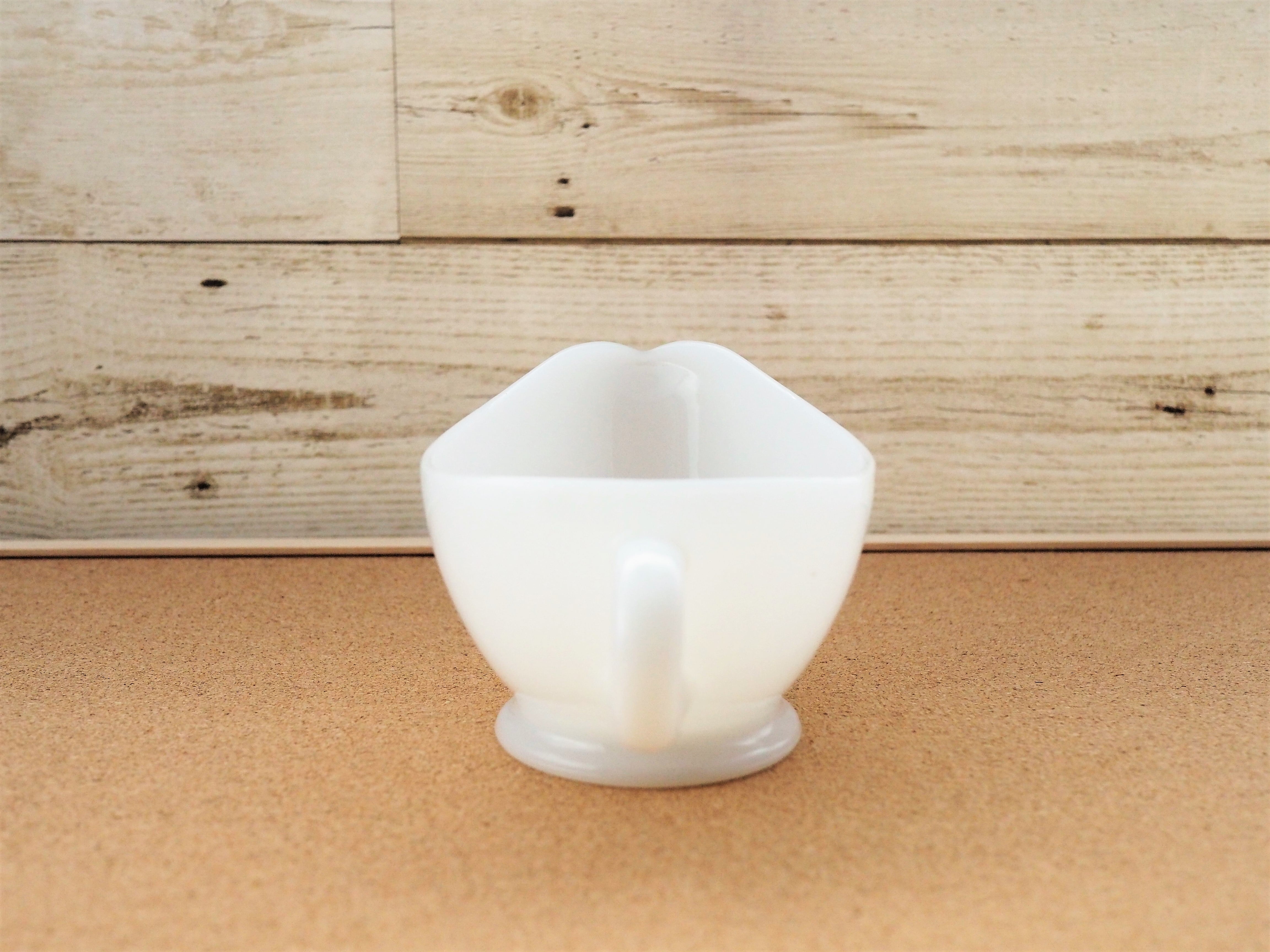 ファイヤーキング・Fire-King ” ホワイトソースグレービーボート・Sauc