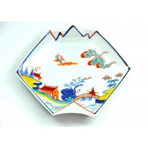 有田焼 豆皿手塩皿 染錦山水 折紙型