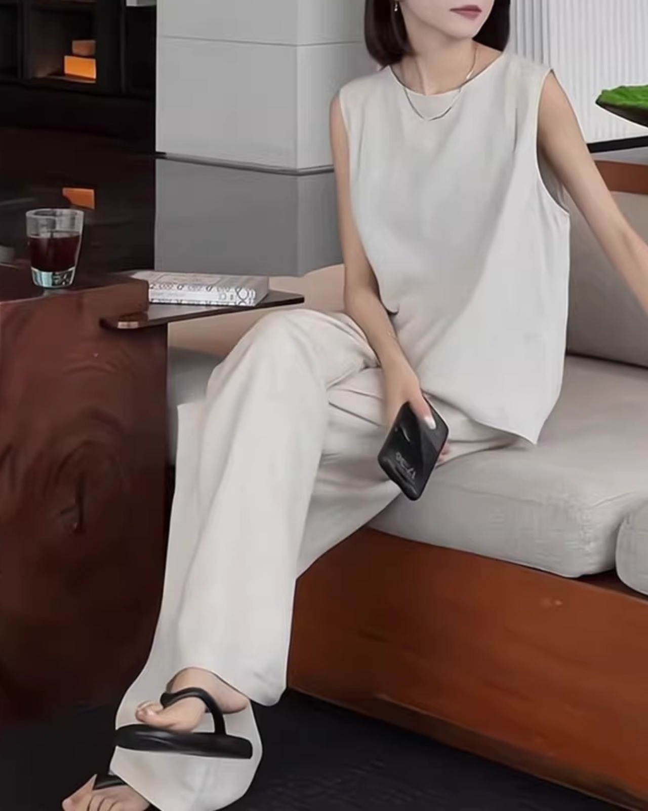 ノースリーブナチュラルセットアップ