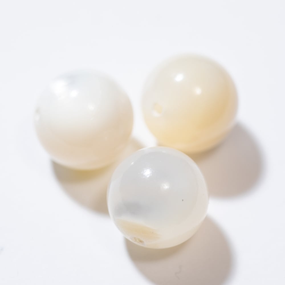 SSS マザーオブパール 天然 真珠貝 ホワイト 白 クリーム色【パール