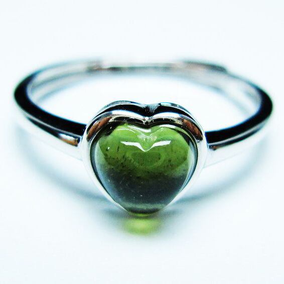 モルダバイト リング 指輪 ハート 13号 フリーサイズ 一点物 メール便可 [M便 1/20] 199-464