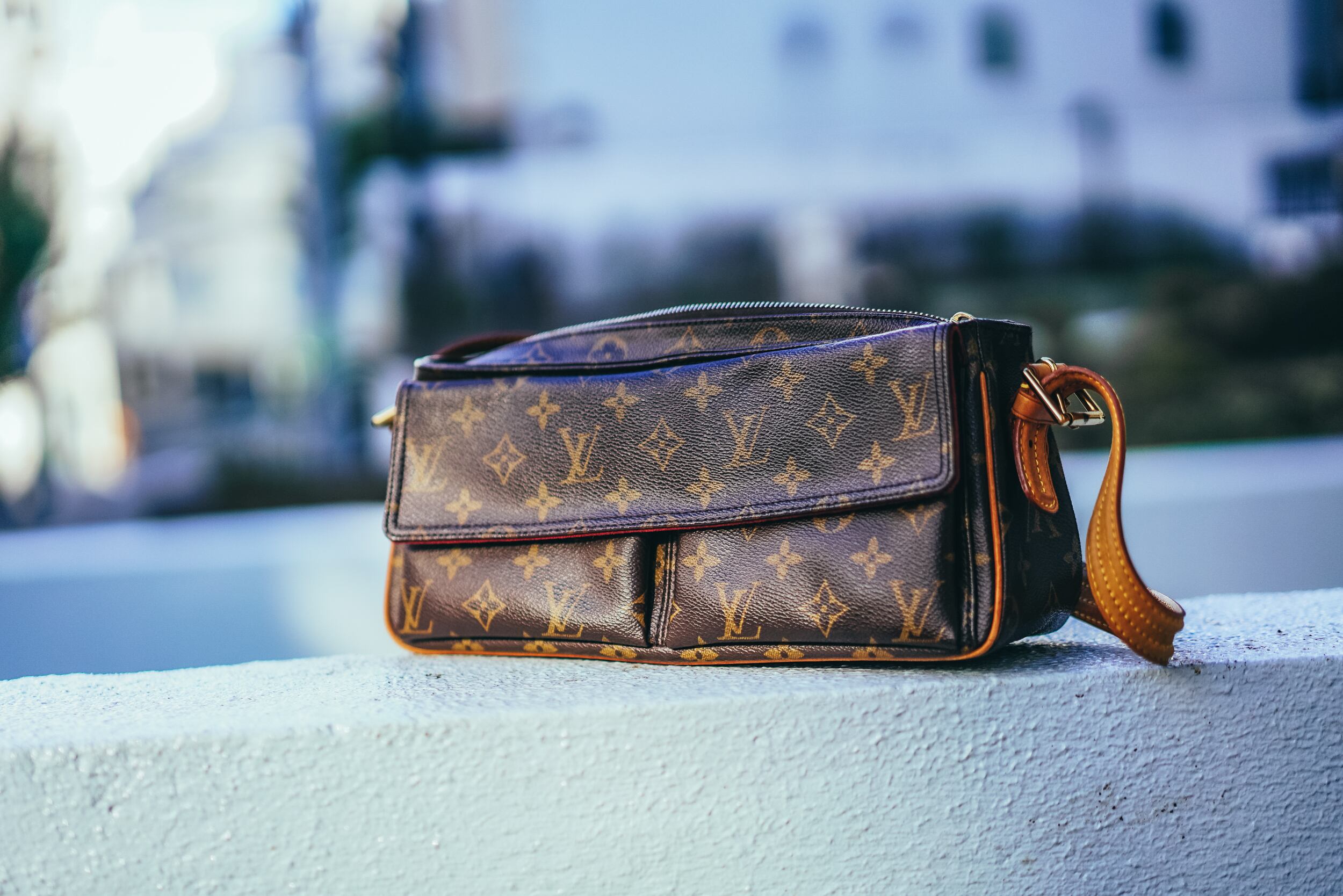 LOUIS VUITTON シテMM ショルダーバッグ　M51182 LOUIS VUITTON シテMM ショルダーバッグ モノグラム M51182 ルイ