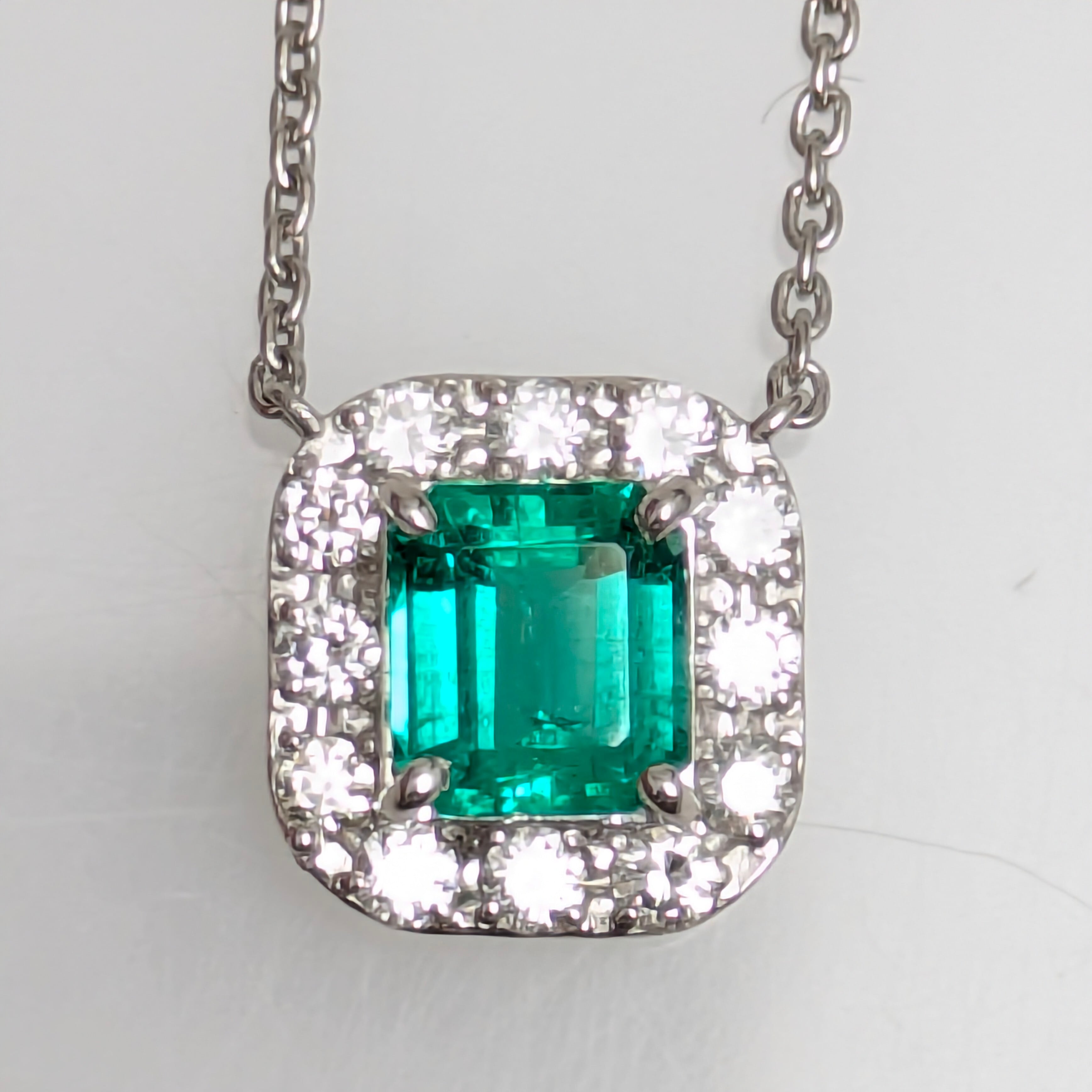 Pt900/850エメラルドネックレス コロンビア産 エメラルド 0.542ct