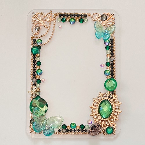 №091 飾れる！持ち歩ける！硬質カードケース デコ 硬質ケース