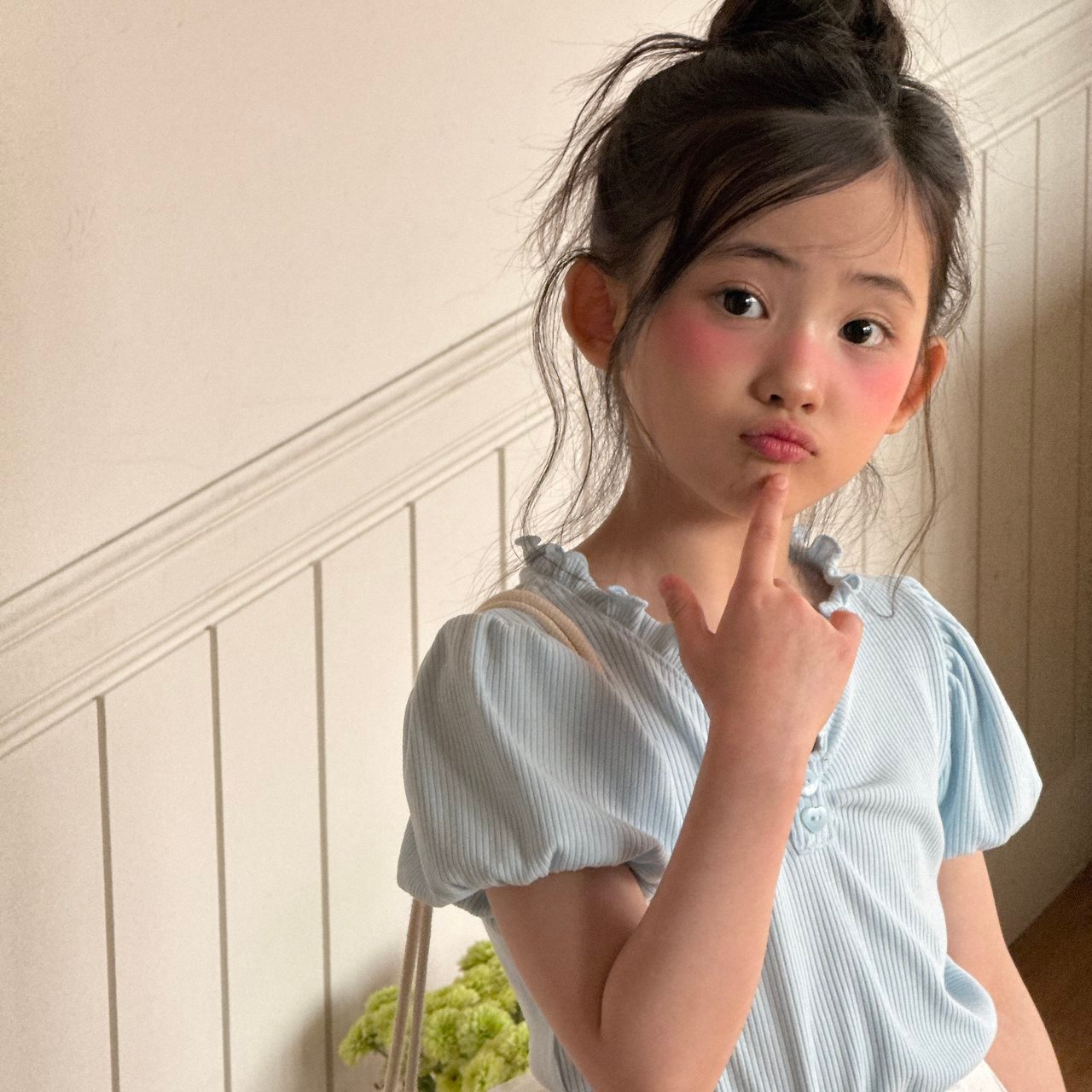 [ninibello] Capri Frill Pants / [니니벨로] 카프리프릴팬츠