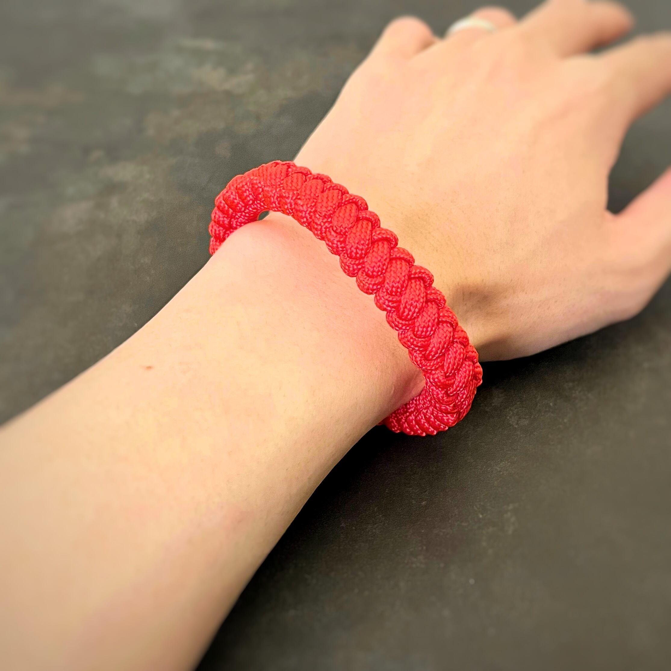 ブレスレット！　４つ☆‼ パラコードブレスレット20cm【巻きついたのはヤガラ】 | Pay ID