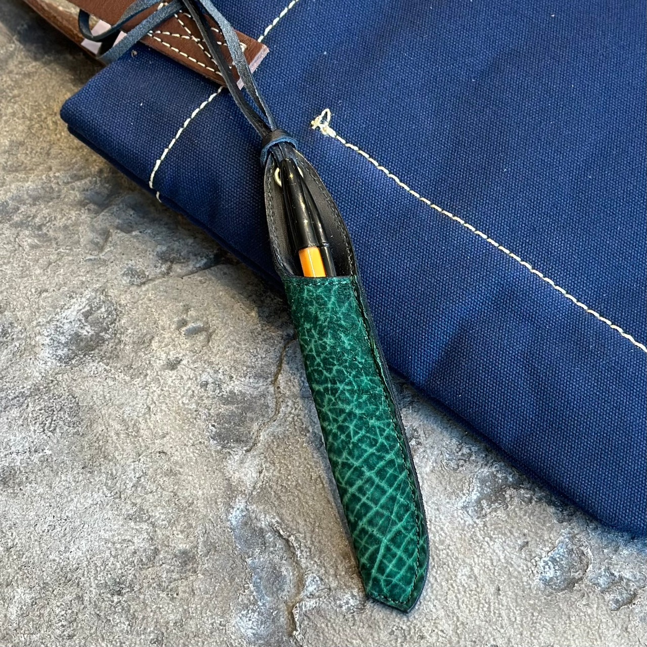 【限定商品】ペンホルダー スモール ヒポポタマス