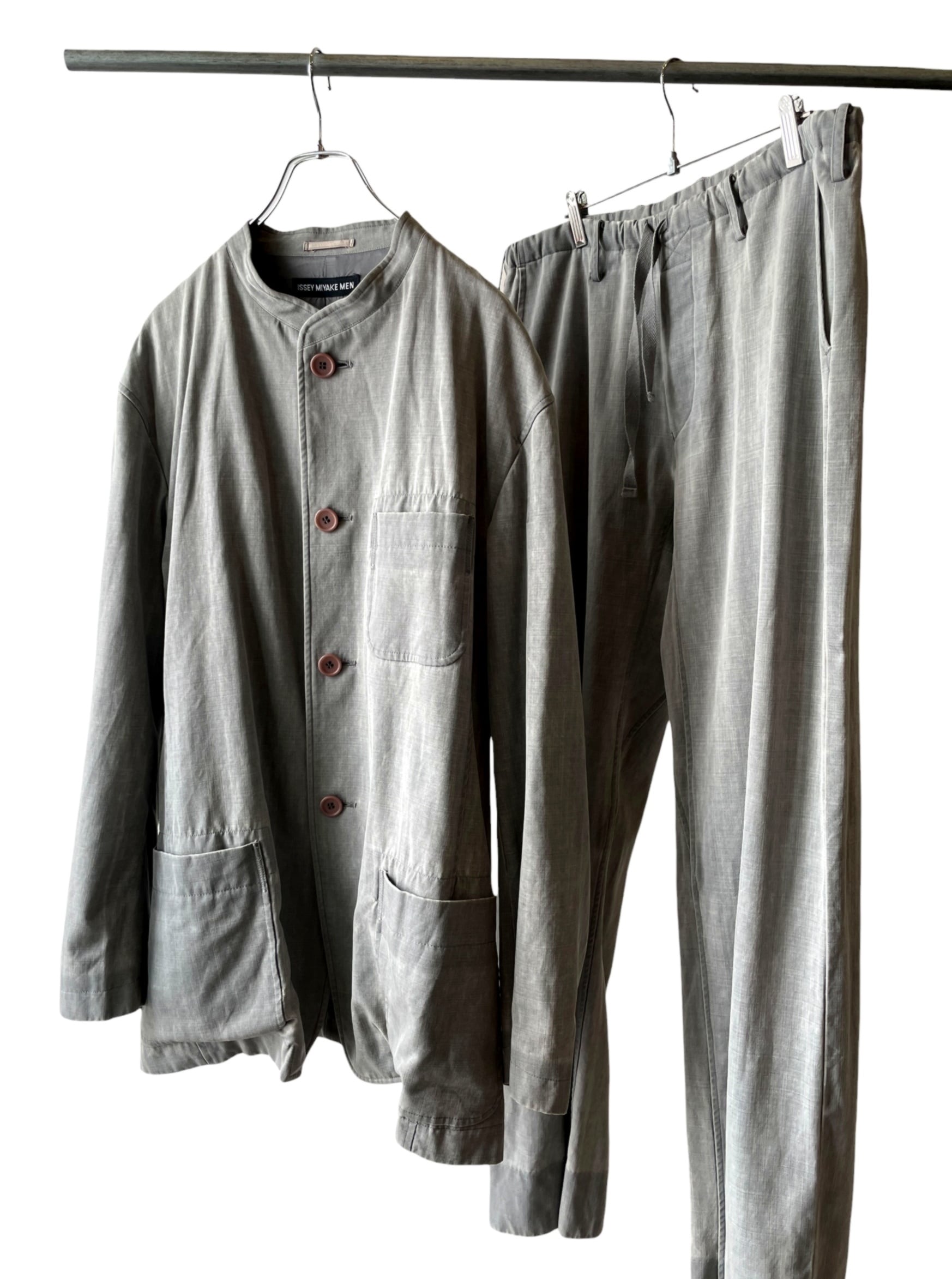 ISSEY MIYAKE MEN / Wool Collarless Set Up | 熱田屋 online店