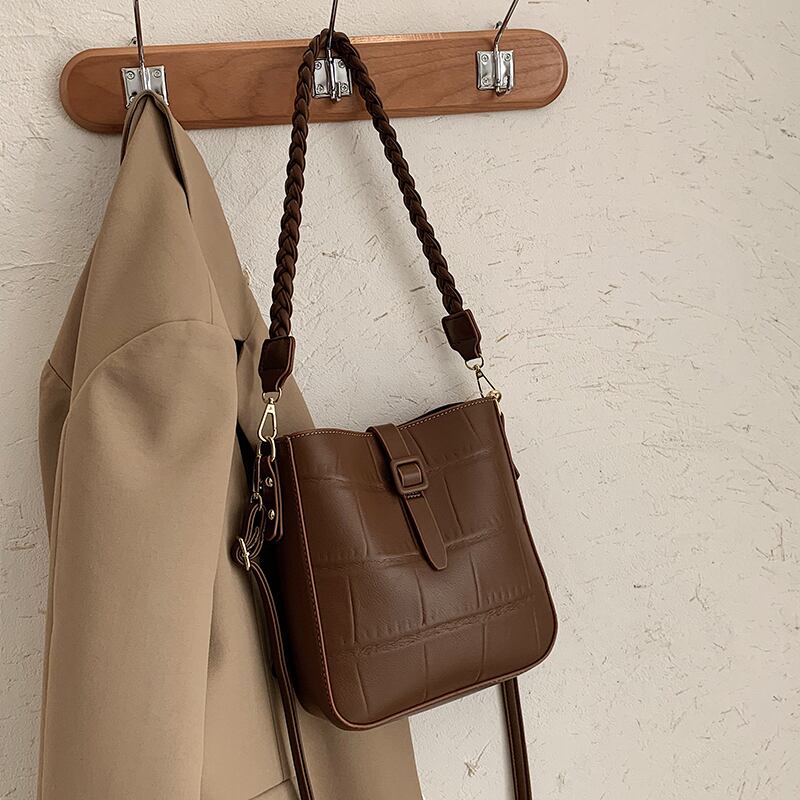 メッセンジャーバッグ Tiancai_Wing_Bag75638334440