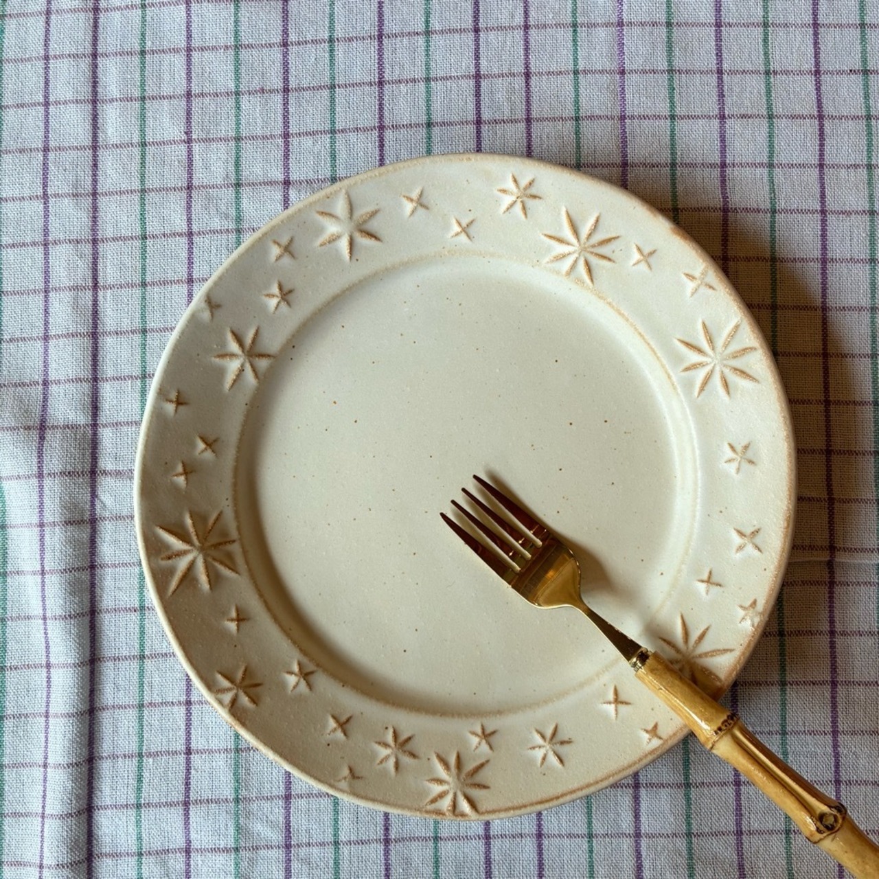 MASHIKO Asterisk plate Kinari　益子焼　アスタリスク皿　キナリ　丸皿　プレート　メインディッシュ　洋食　電子レンジOK　食洗機OK
